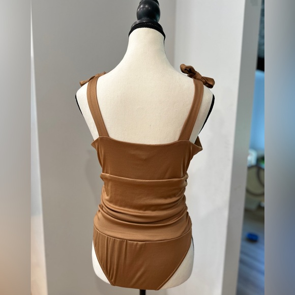 NWT Slinky Tie Bodysuit in Brown Size L - Picture 2 of 4
